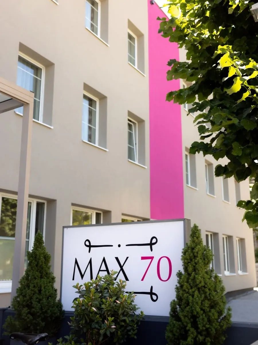 HOTEL max70